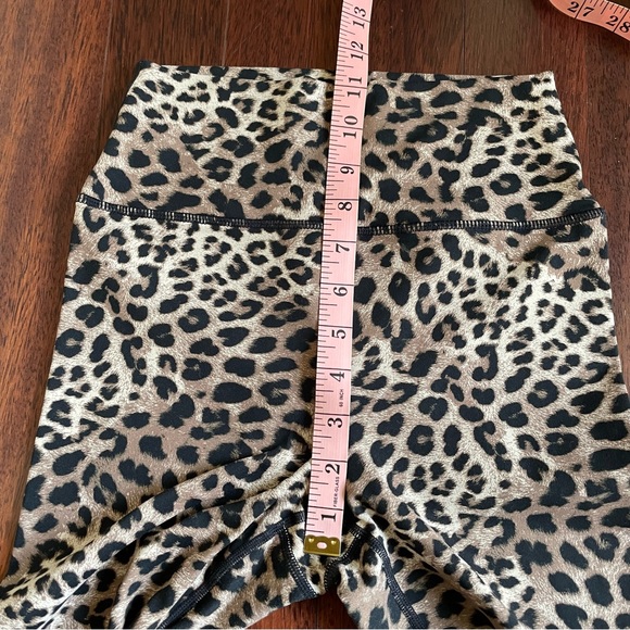 Spiritual Gangster Perfect High Waisted Leggings Leopard Animal Print Size Small - Picture 11 of 12